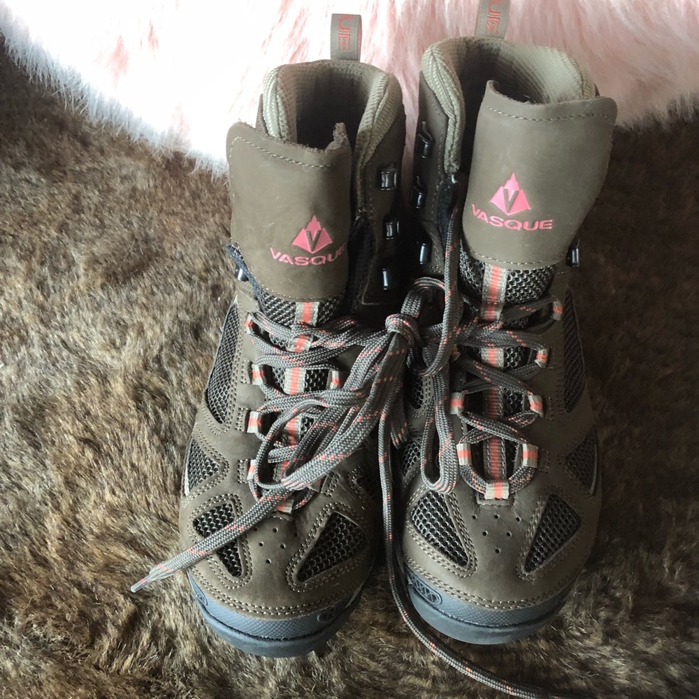 COPY - Men’s boots 🥾